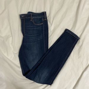 Hollister Ultra High-Rise Jean Jeggings